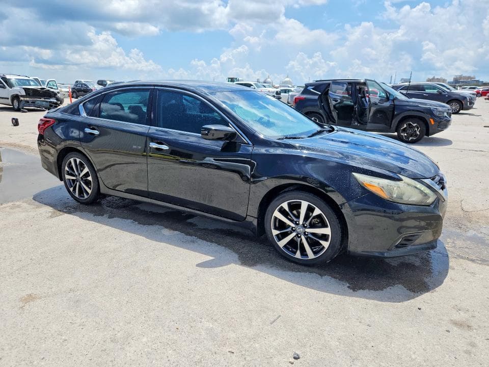 2017 NISSAN ALTIMA 2.5 SR 4