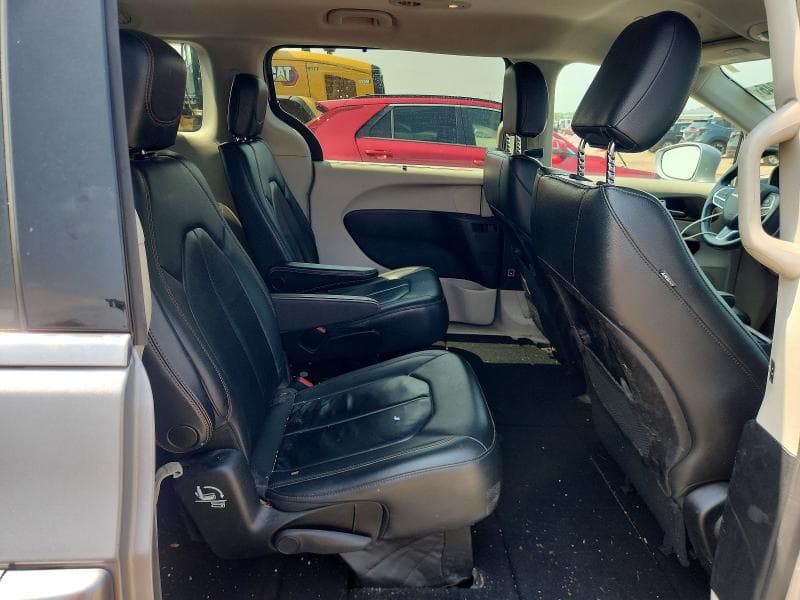 2017 CHRYSLER PACIFICA TOURING L 11