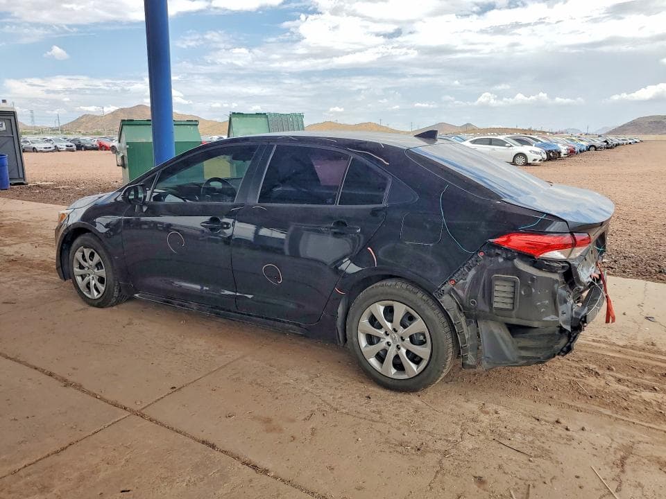 2022 TOYOTA COROLLA LE 2