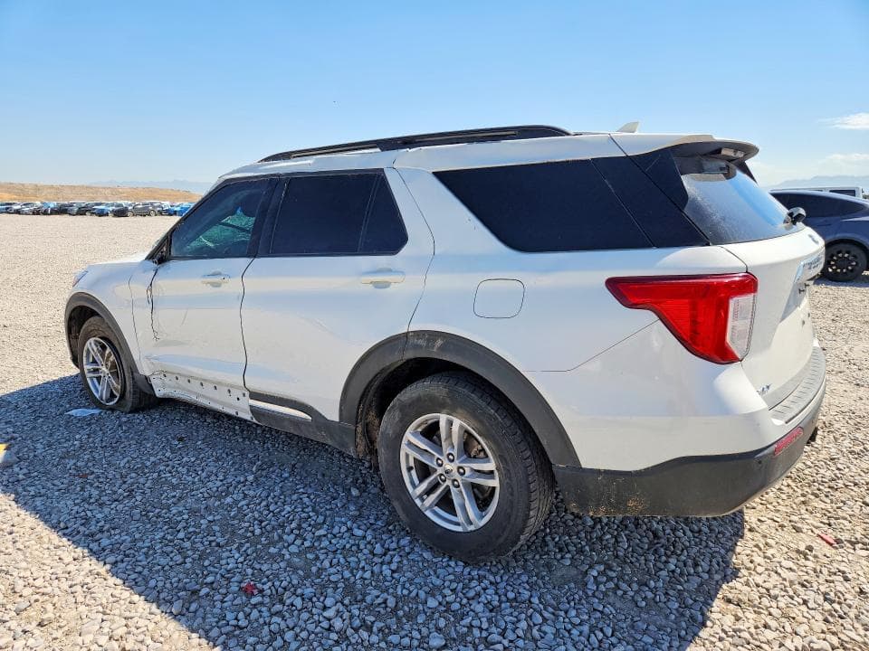 2021 FORD EXPLORER XLT 2