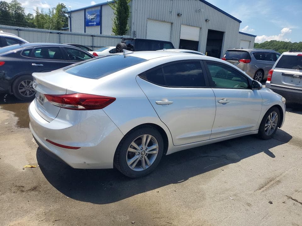 2018 HYUNDAI ELANTRA SEL 3