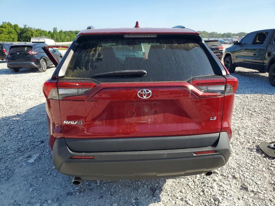 2020 TOYOTA RAV4 LE 6