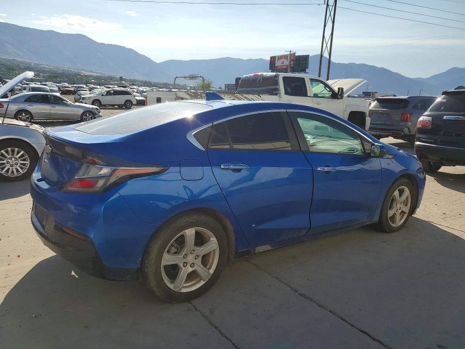 2017 CHEVROLET VOLT LT 3