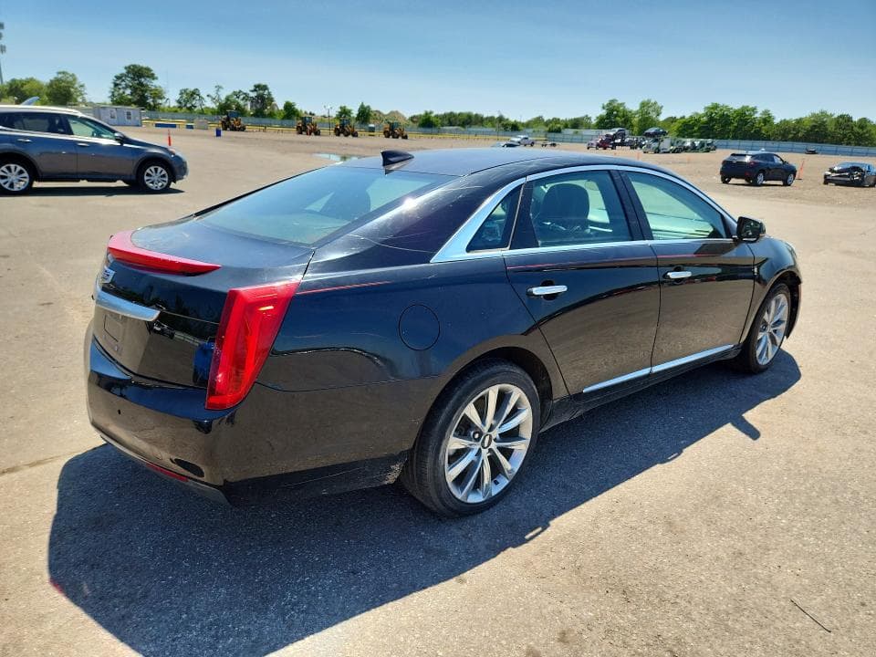 2017 CADILLAC XTS 3