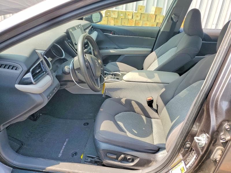 2022 TOYOTA CAMRY LE 7