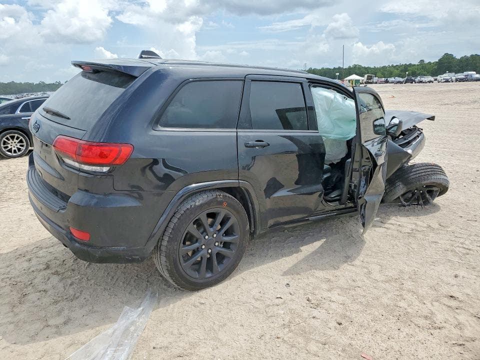 2021 JEEP GRAND CHEROKEE LAREDO 3