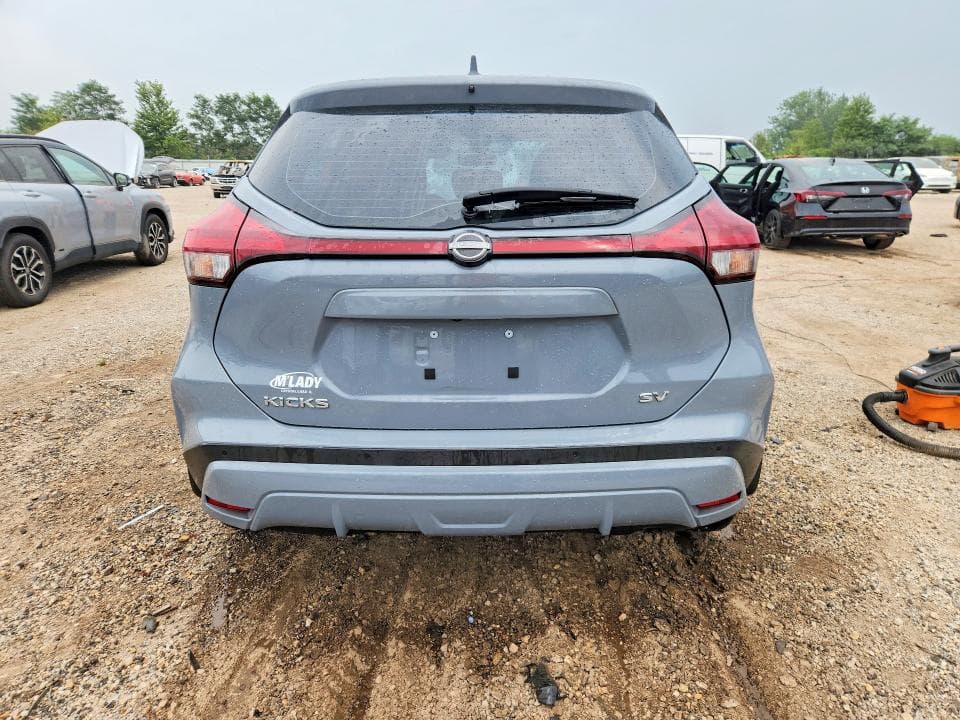 2024 NISSAN KICKS SV 6