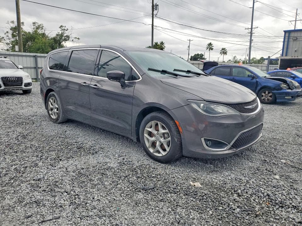 2018 CHRYSLER PACIFICA TOURING PLUS 4