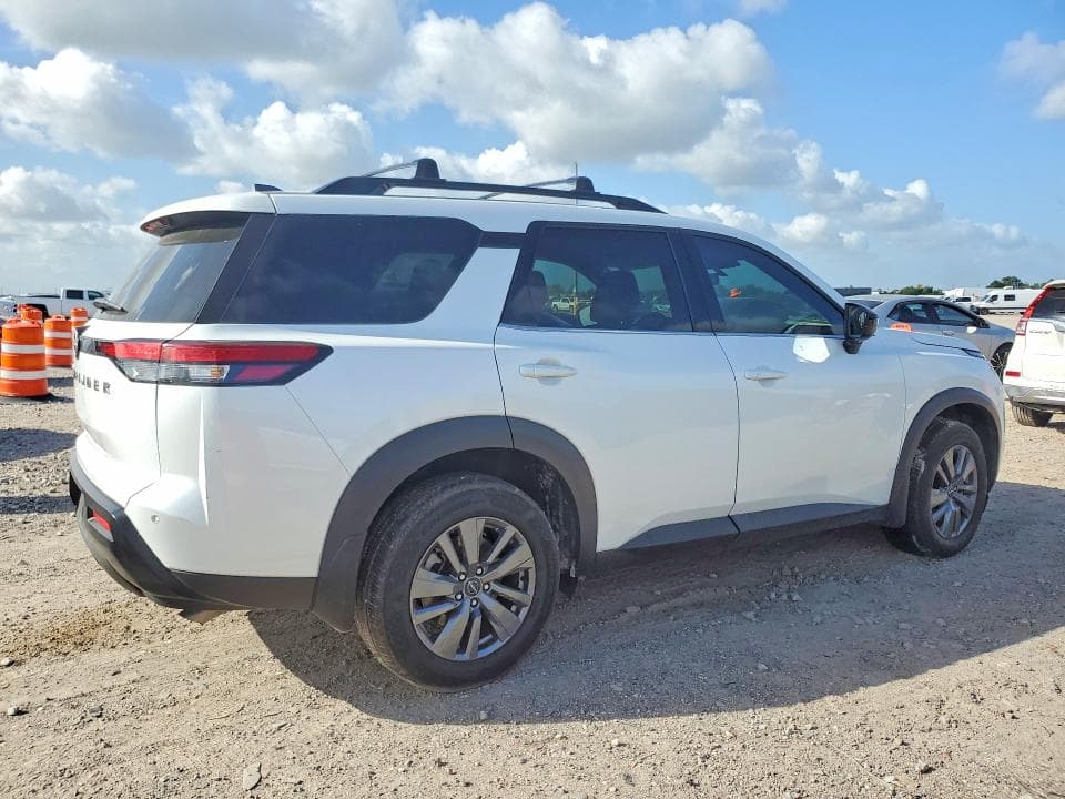 2026 NISSAN PATHFINDER SV 3