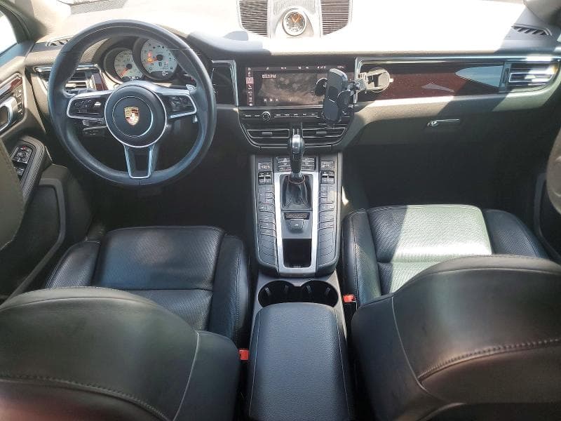 2021 PORSCHE MACAN S 8