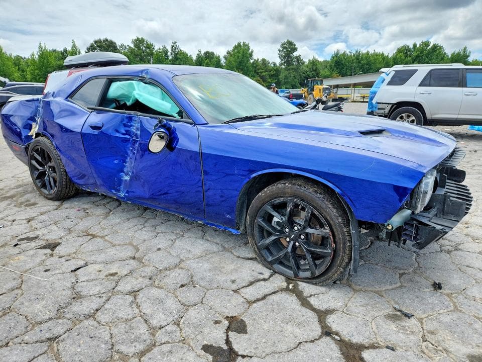 2022 DODGE CHALLENGER SXT 4
