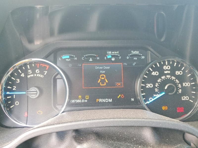 2017 FORD F150 SUPERCREW 9