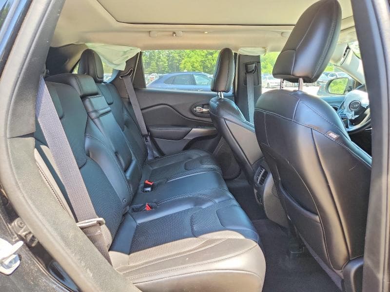 2019 JEEP CHEROKEE LIMITED 11