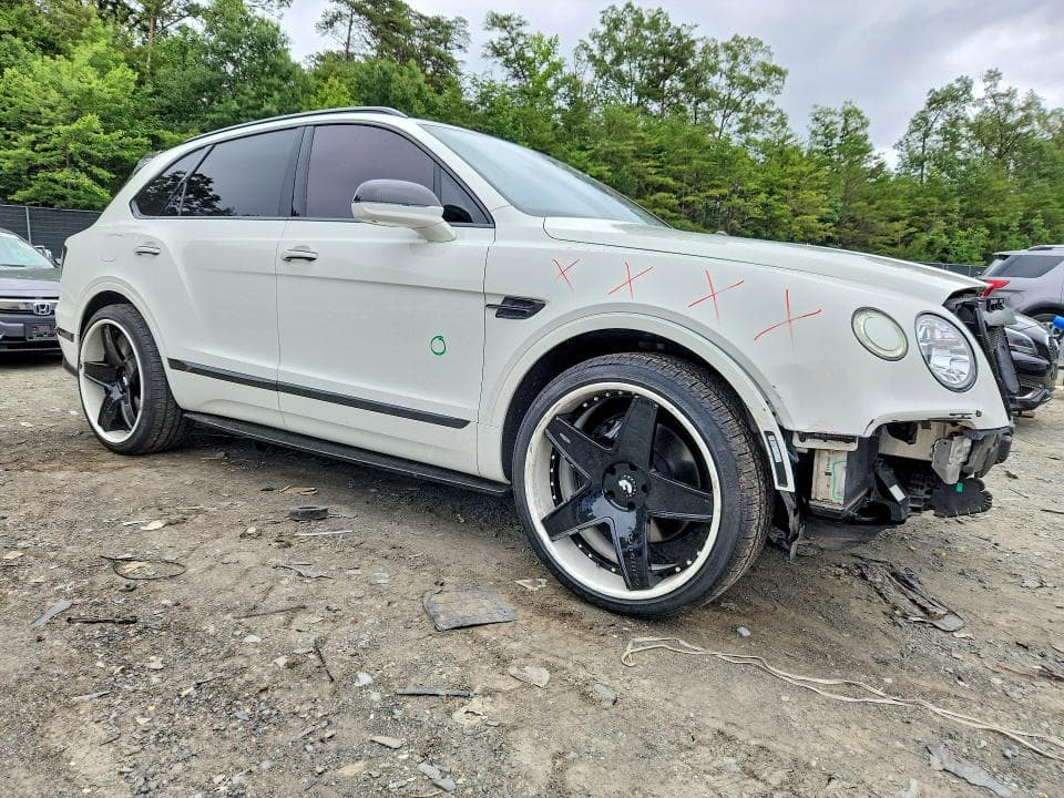 2017 BENTLEY BENTAYGA 4