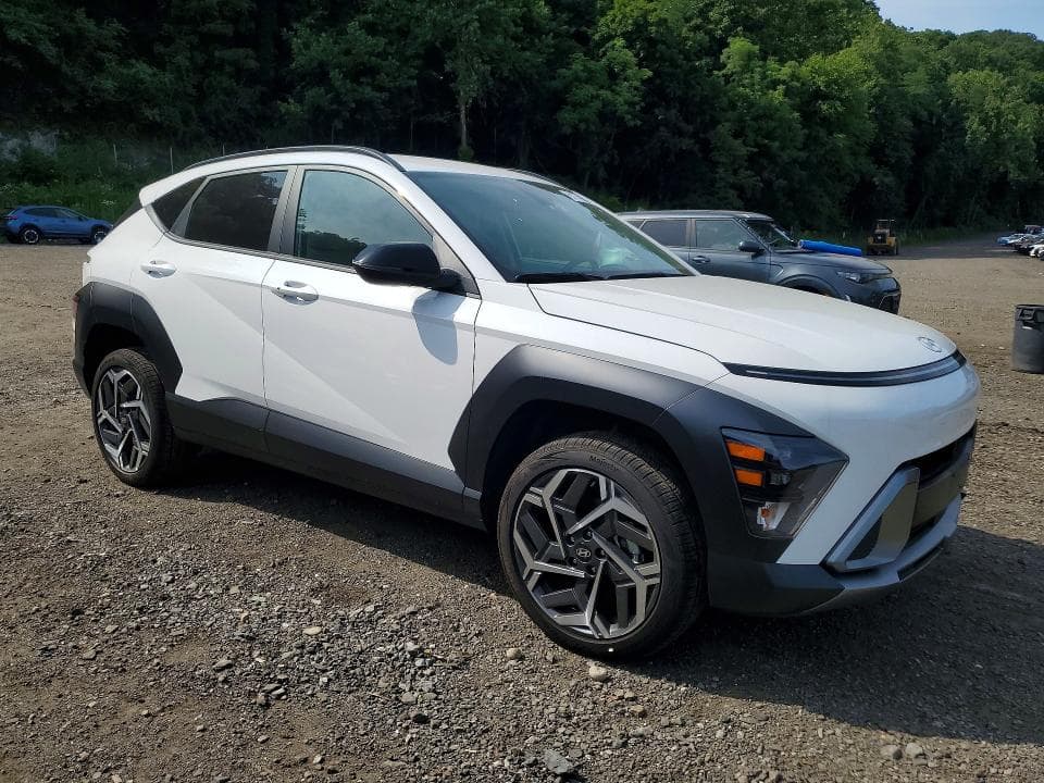 2026 HYUNDAI KONA SEL PREMIUM 4