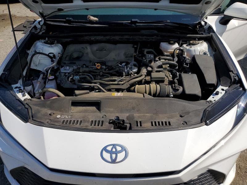 2025 TOYOTA CAMRY LE 11