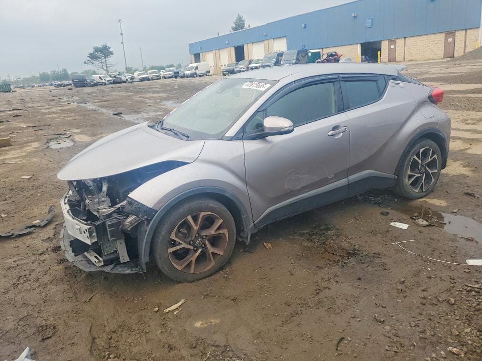2019 TOYOTA C-HR XLE