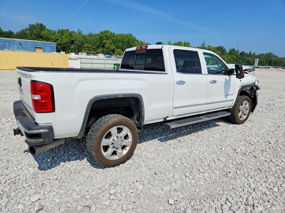 2017 GMC SIERRA K2500 SLT 3