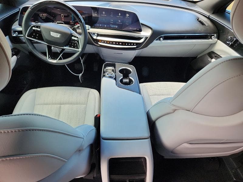 2024 CADILLAC LYRIQ LUXURY 8