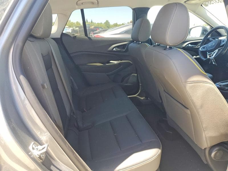 2025 CHEVROLET TRAX ACTIV 10