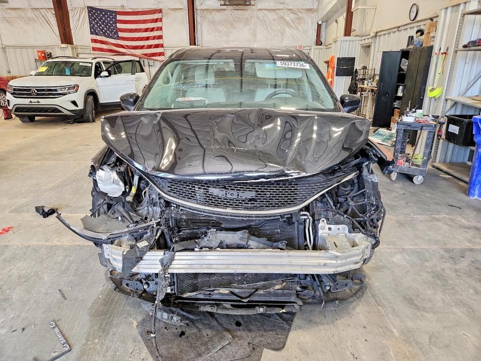 2017 CHRYSLER PACIFICA TOURING 5