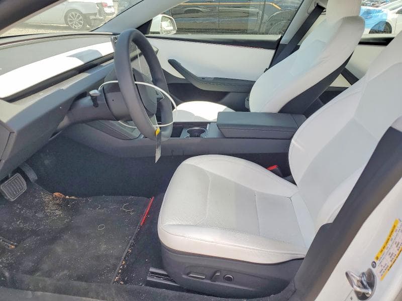 2026 TESLA MODEL 3 7
