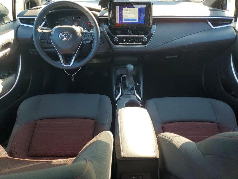 2025 TOYOTA COROLLA SE 8
