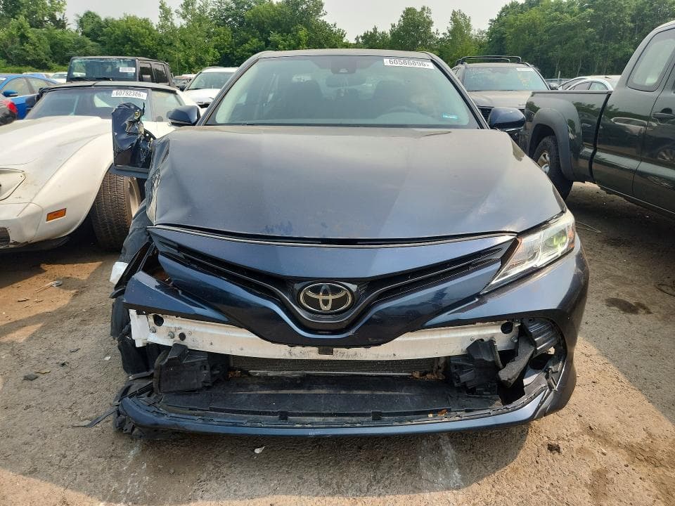 2020 TOYOTA CAMRY LE 5