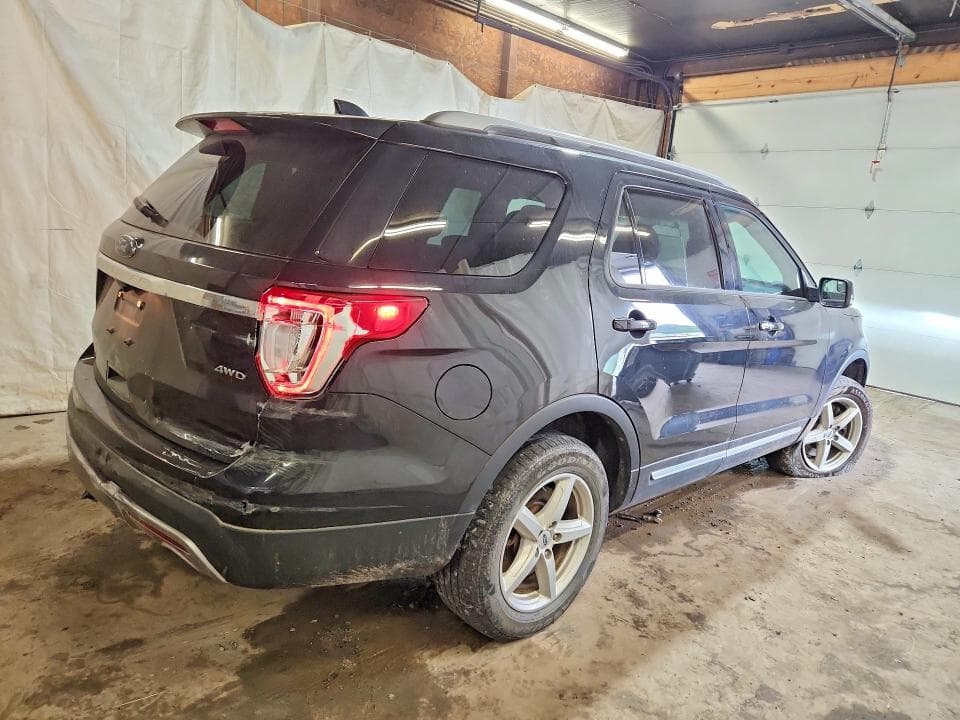 2017 FORD EXPLORER XLT 3