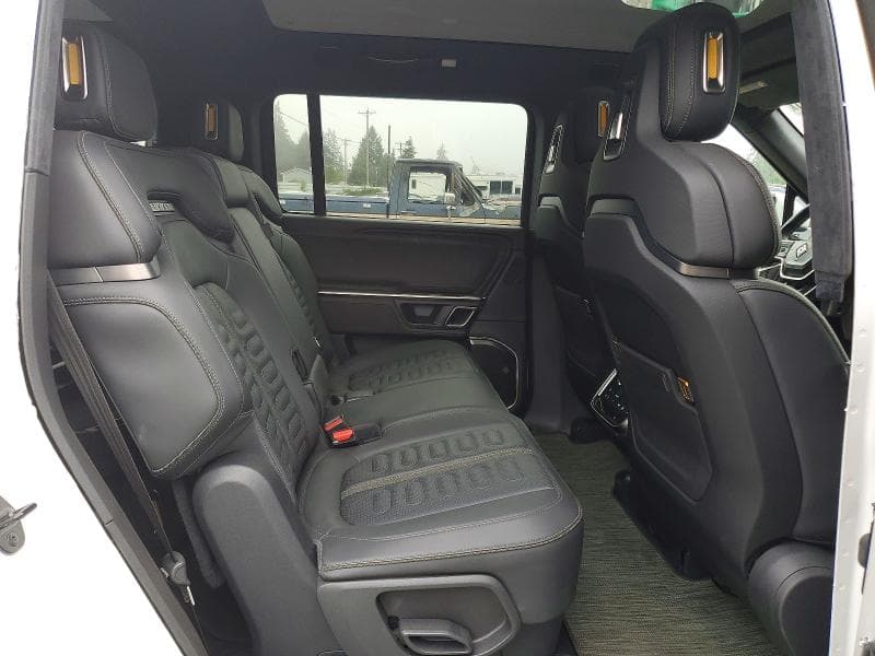 2023 RIVIAN R1S ADVENTURE 11