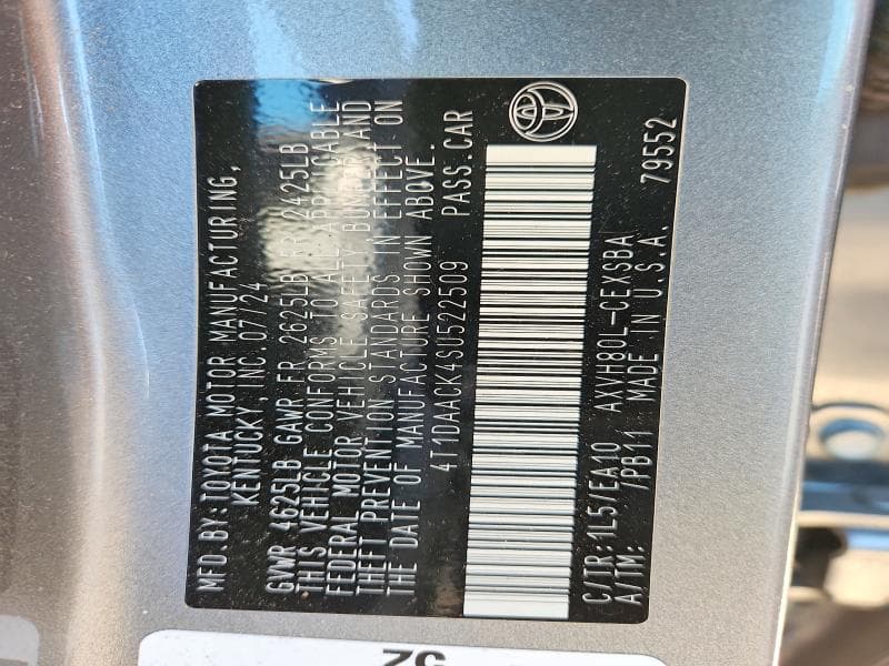 2025 TOYOTA CAMRY SE 12