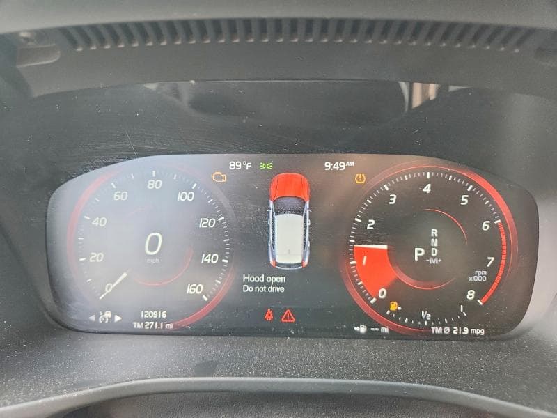 2019 VOLVO XC40 T5 MOMENTUM 9