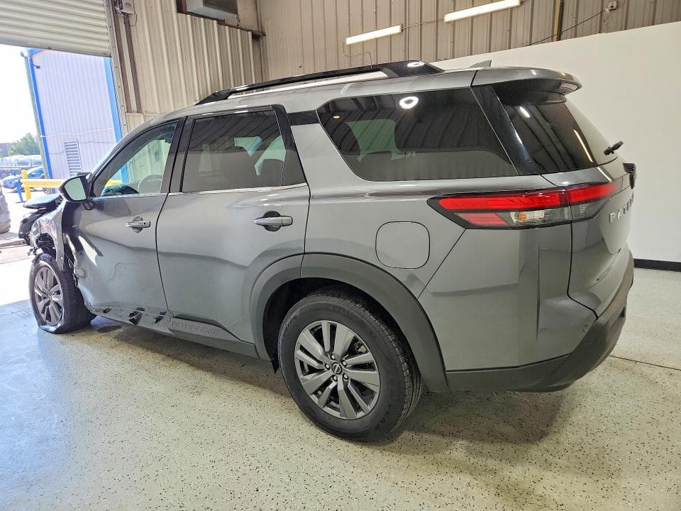 2025 NISSAN PATHFINDER SV 2