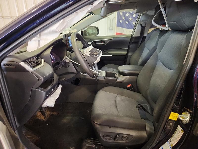 2022 TOYOTA RAV4 XLE 7