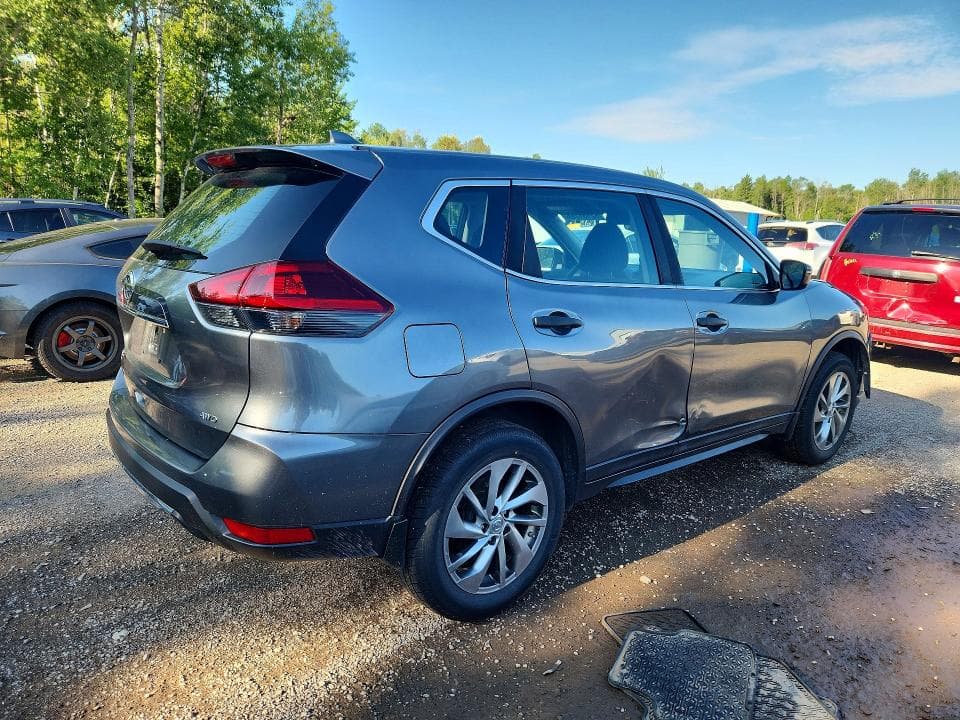 2018 NISSAN ROGUE S 3