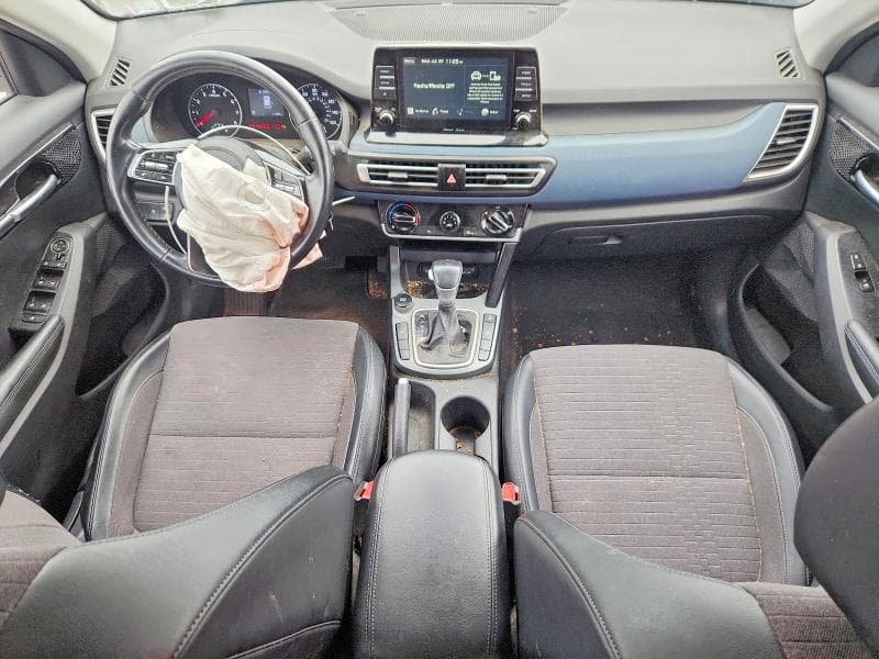 2021 KIA SELTOS S 8