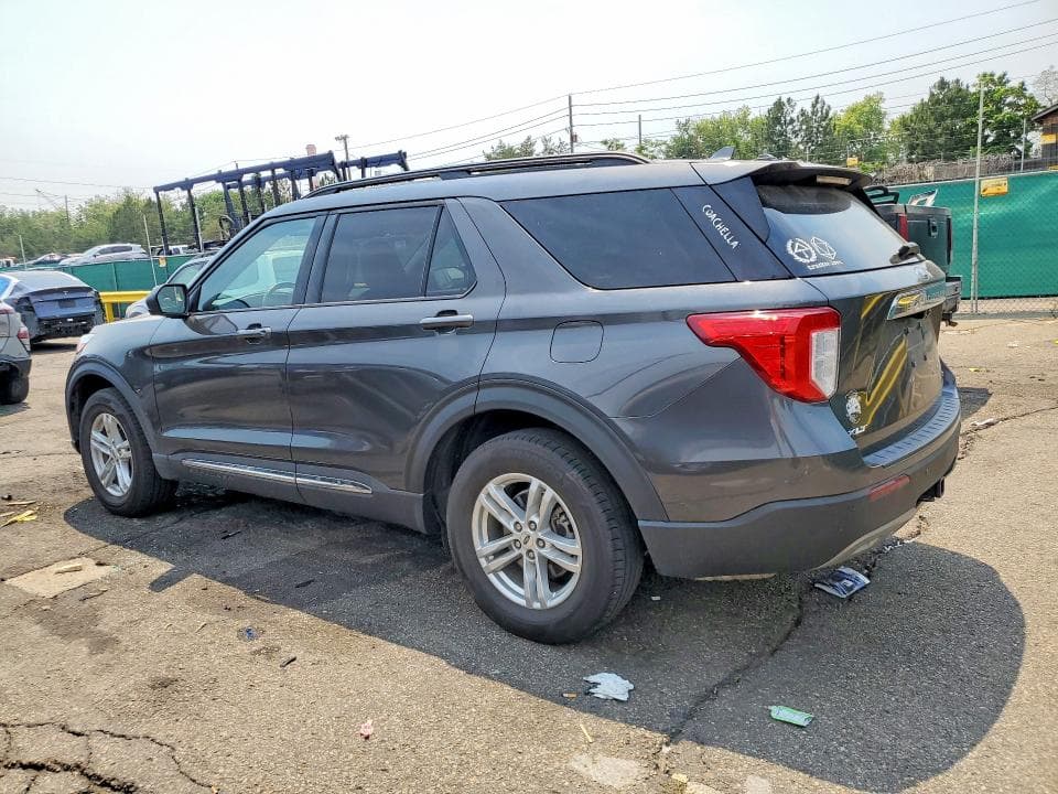 2020 FORD EXPLORER XLT 2
