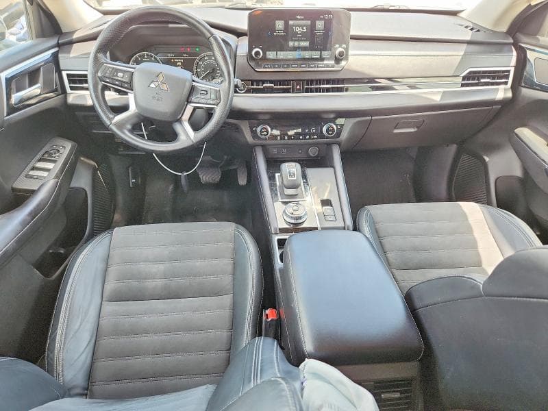 2022 MITSUBISHI OUTLANDER SE 8