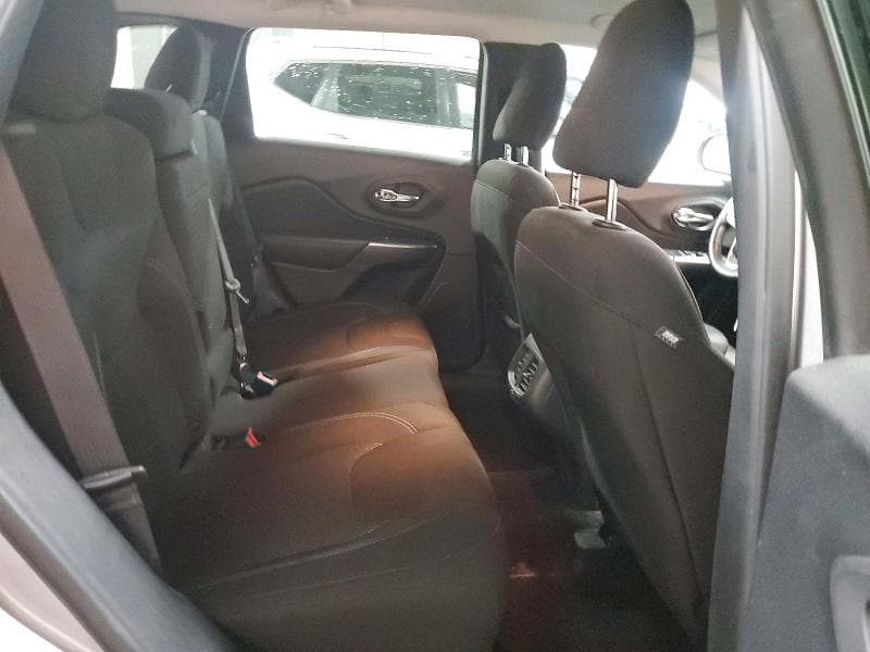 2019 JEEP CHEROKEE LATITUDE 10