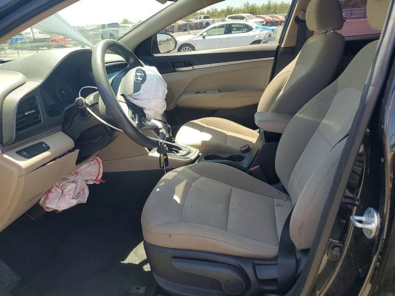 2019 HYUNDAI ELANTRA SE 7