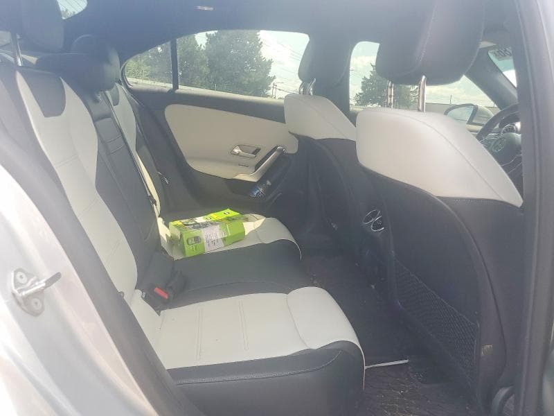 2022 MERCEDES-BENZ A 220 4MATIC 10