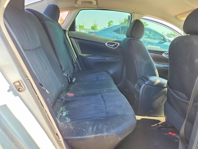 2019 NISSAN SENTRA SV 10