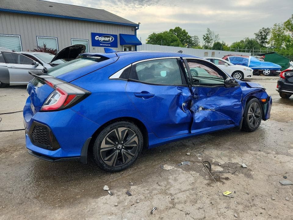 2017 HONDA CIVIC EX 3