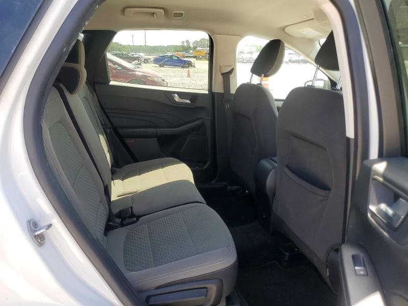 2021 FORD ESCAPE SE 11