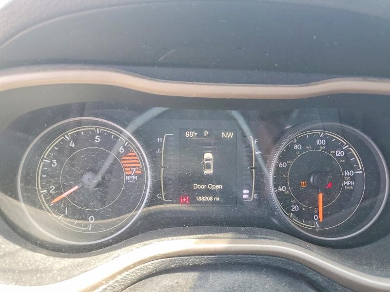 2018 JEEP CHEROKEE LATITUDE 9