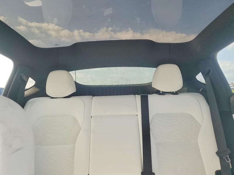 2026 TESLA MODEL Y 10