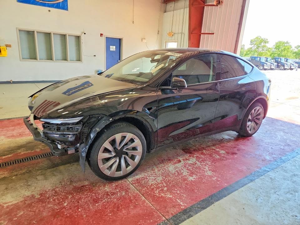 2026 TESLA MODEL Y - 1