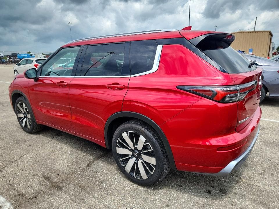 2026 MITSUBISHI OUTLANDER SEL 2