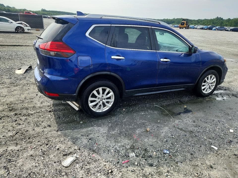 2017 NISSAN ROGUE SV 3