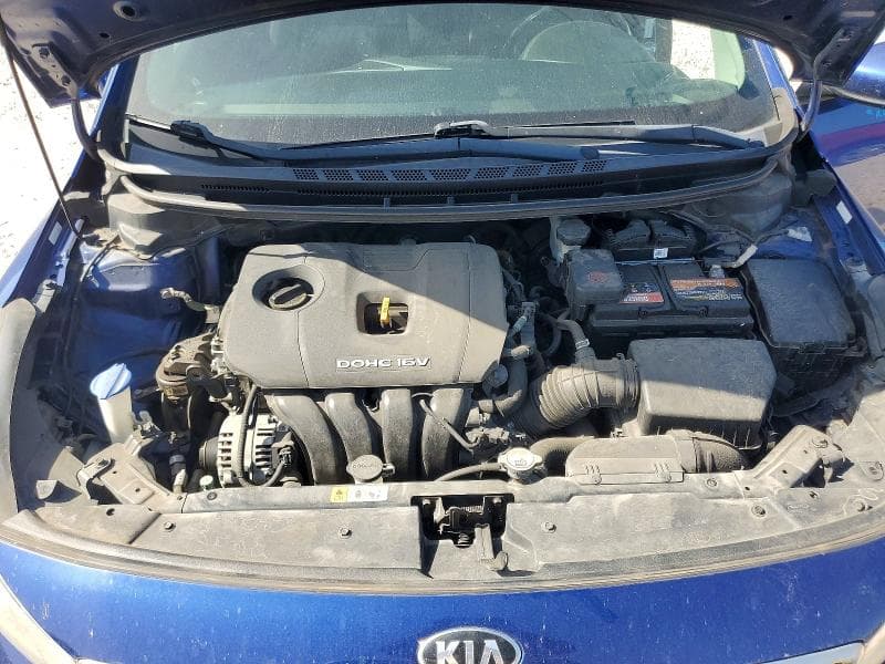 2017 KIA FORTE S 11